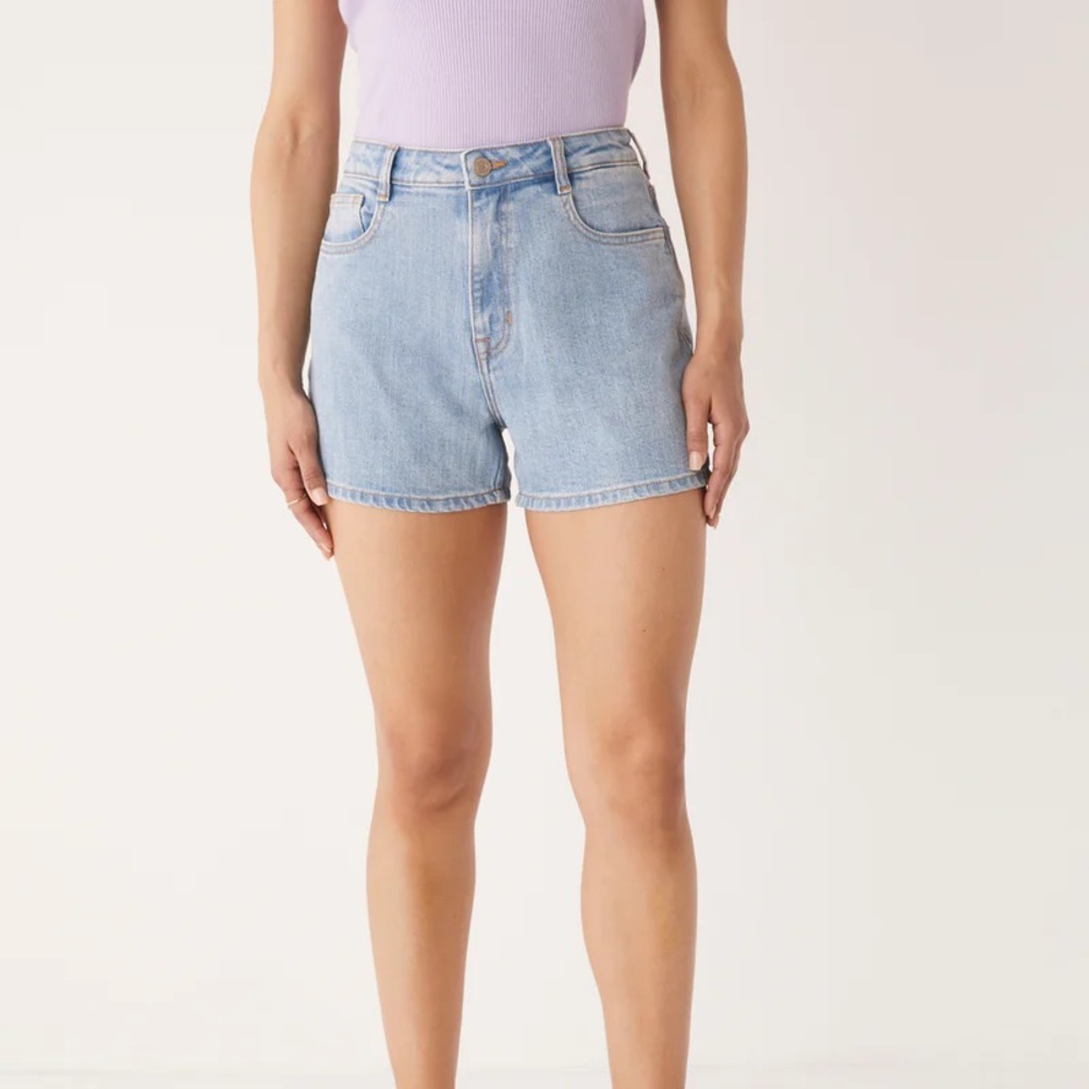 Frank & Oak Stevie Slim Fit 3in Short in Light Indigo